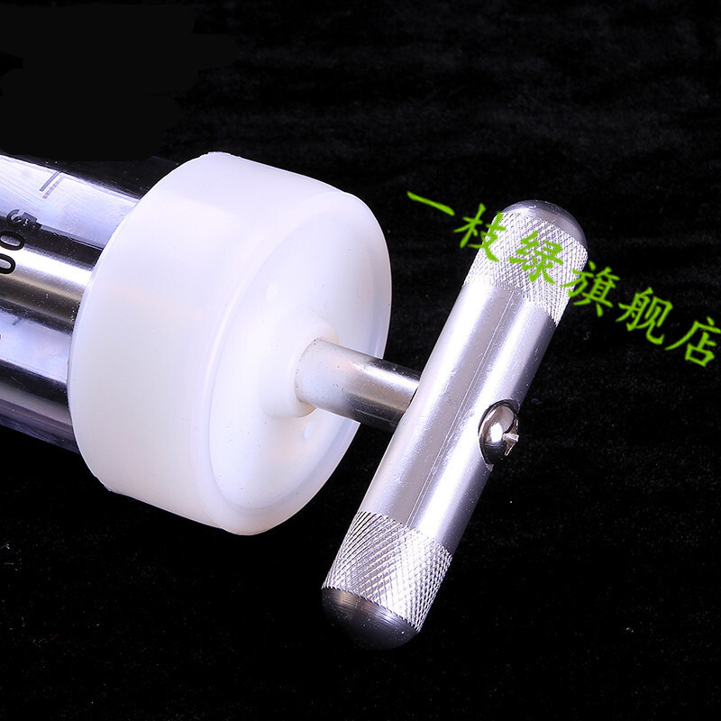 精準(zhǔn)繁育，高效養(yǎng)殖 注射器子宮清洗器在豬人工授精中的應(yīng)用與價(jià)值